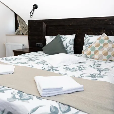 Bed and Breakfast Vatra Boiereasca Cacica Esterno foto