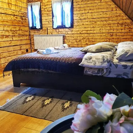 Bed and Breakfast Vatra Boiereasca Cacica Esterno foto